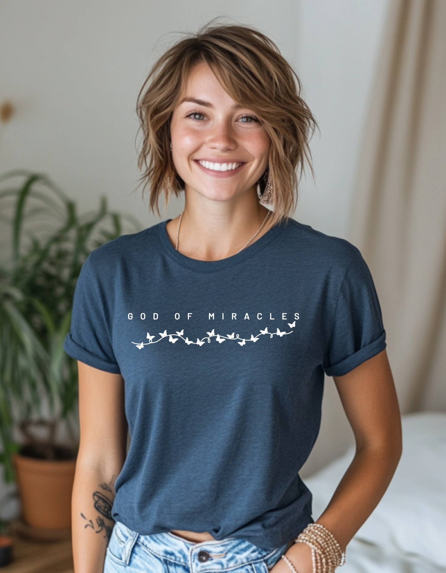 Women's God Of Miracles Short Sleeve Tee