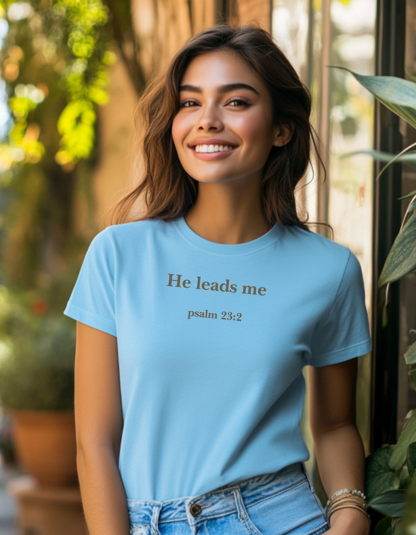 Women's He Leads Me Short Sleeve Tee