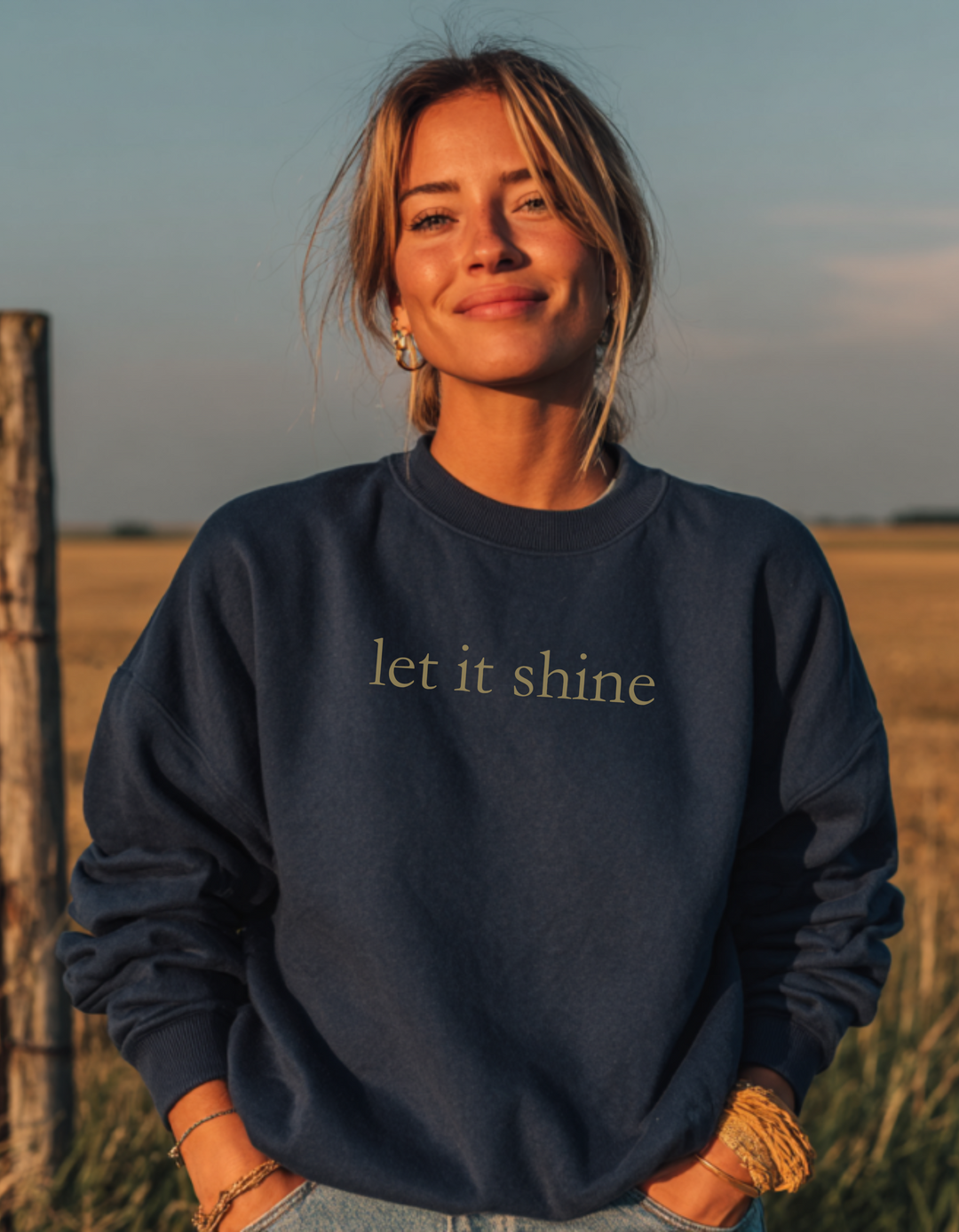 Women's let it Shine Sweatshirt